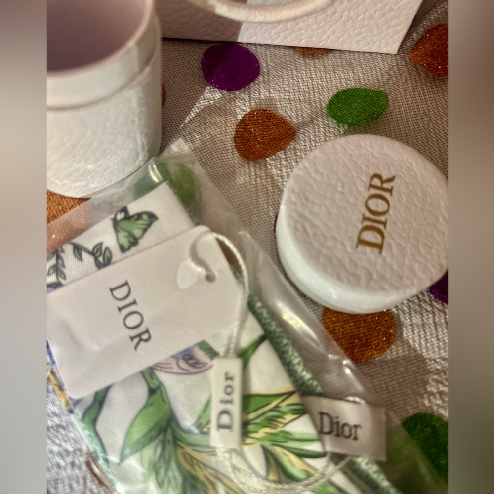 Dior Green Butterfly Twilly Scarf Gift Set GWP - Picture 5 of 10
